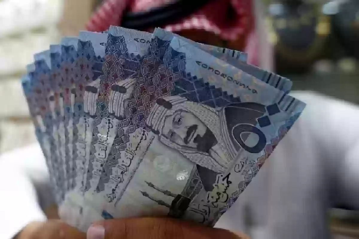 بمناسبة السنة الهجرية .. نزول رواتب الموظفين وشمولها زيادة 550 ريال.