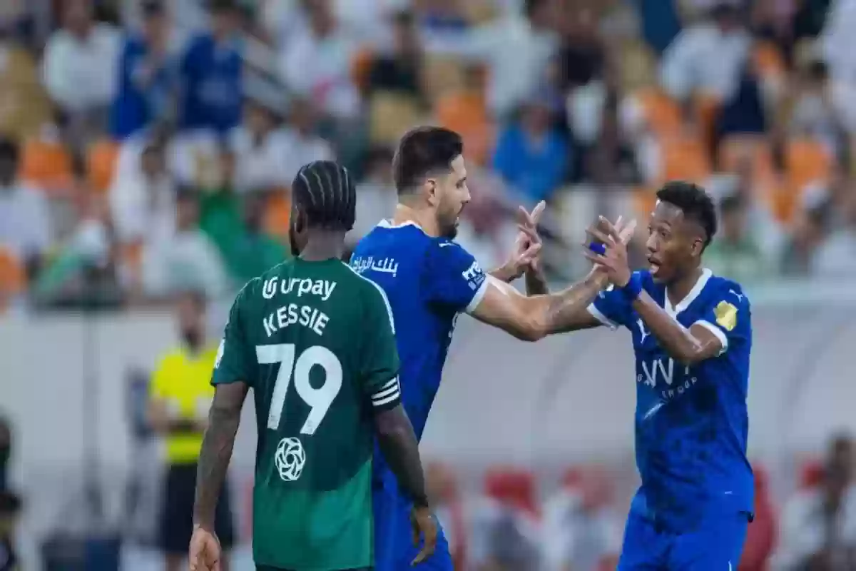  الدويش يعلق على خطأ تحكيمي مثير في كلاسيكو الهلال والأهلي