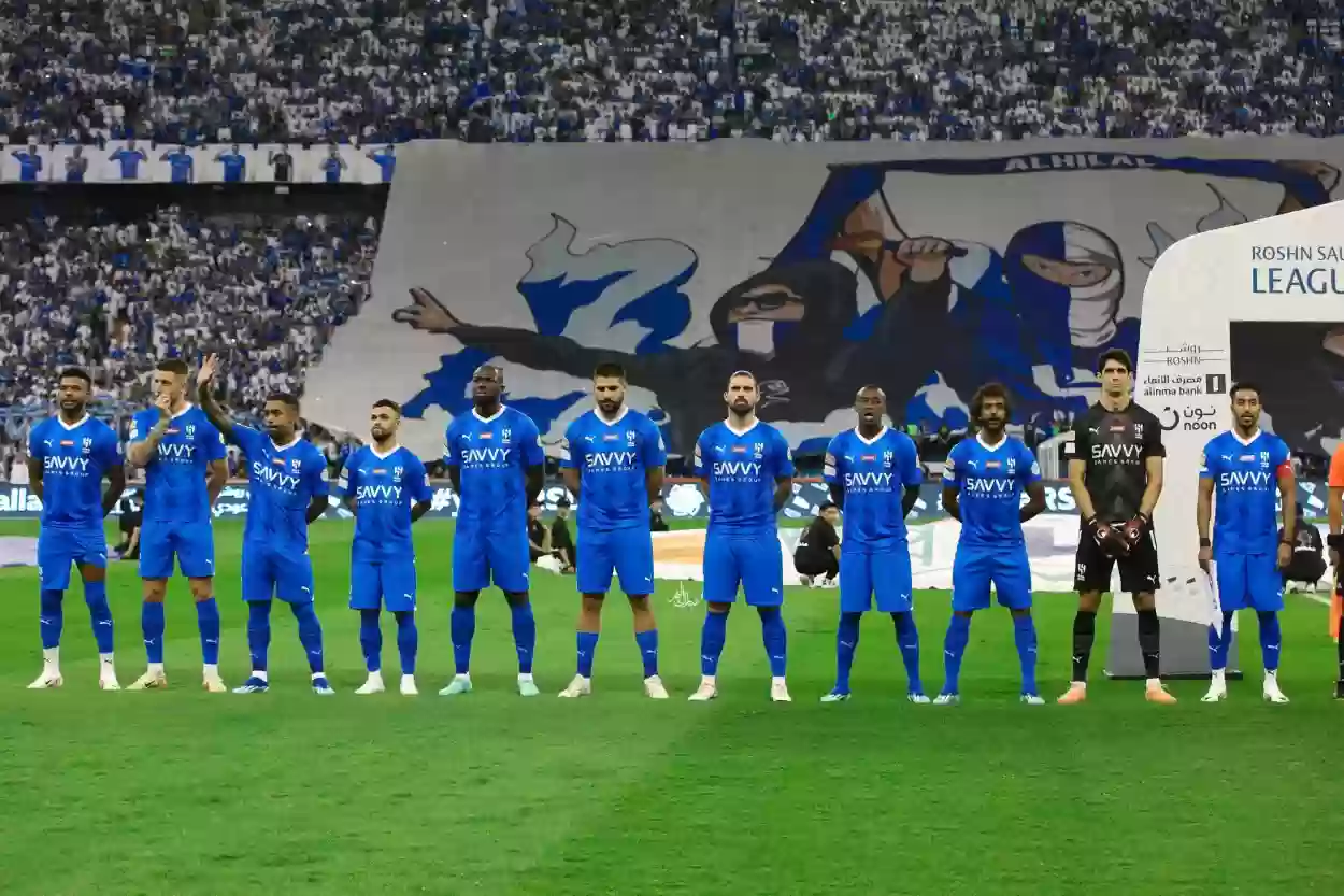 نجم الهلال التاريخي يشفق على محترفي الأهلي!!